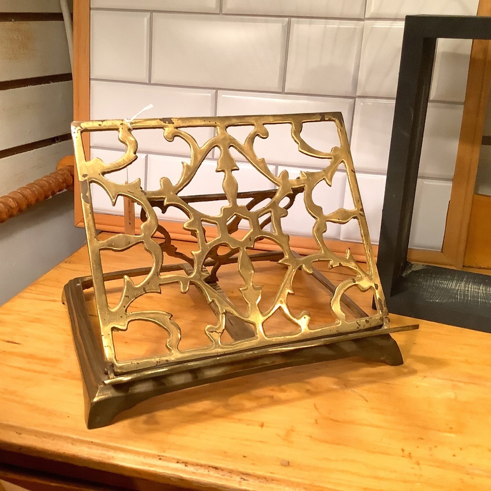 Adjustable Brass Folding Book Holder